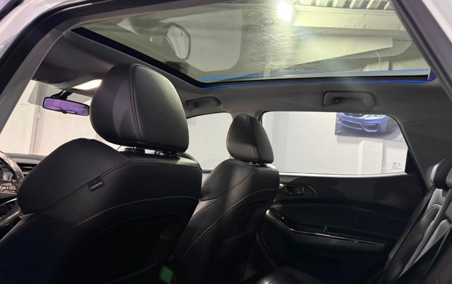 imagem-https://www.socarrao.com.br/sc-vehicle-images-prod/4403384/1792521042112-gb-6b41ff8.jpeg
