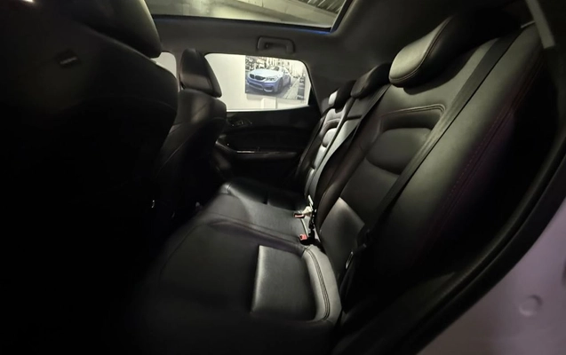 imagem-https://www.socarrao.com.br/sc-vehicle-images-prod/4403384/1792521042113-gb-b383c4d.jpeg