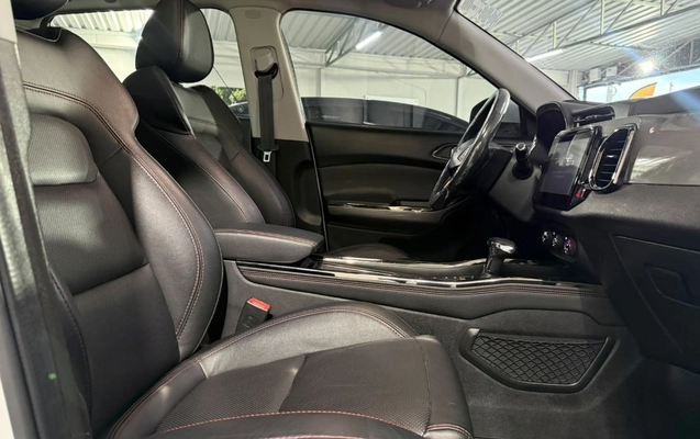 imagem-https://www.socarrao.com.br/sc-vehicle-images-prod/4403384/1792521042114-gb-3a2095d.jpeg