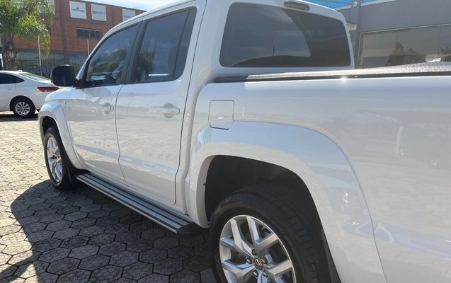 imagem-https://www.socarrao.com.br/sc-vehicle-images-prod/4403389/1792521059396-ZTVkYmMwMmItYTAxNi00MzhmLTgwNDQtODgzNDdkZDZjNTliLmpwZWc.jpeg
