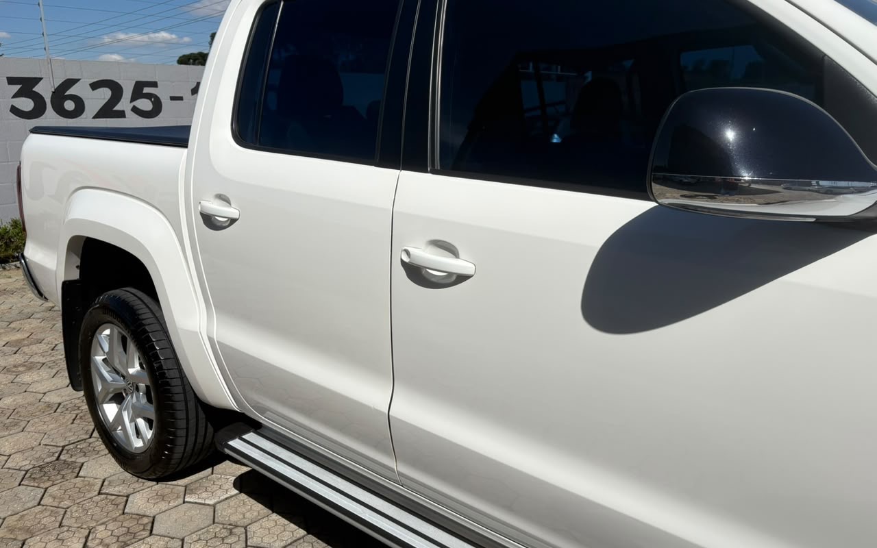 imagem-https://www.socarrao.com.br/sc-vehicle-images-prod/4403389/1792521059533-ZDU1Zjg4MGYtNTZiYi00MzJiLTk2MGUtZjQ0NTZlYTBmM2JiLmpwZWc.jpeg
