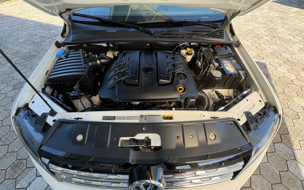 imagem-https://www.socarrao.com.br/sc-vehicle-images-prod/4403389/1792521059579-ZDQyYzg2NmMtMzIwZC00NmM1LTk0ODctN2Y2MDc5MmViNTQwLmpwZWc.jpeg