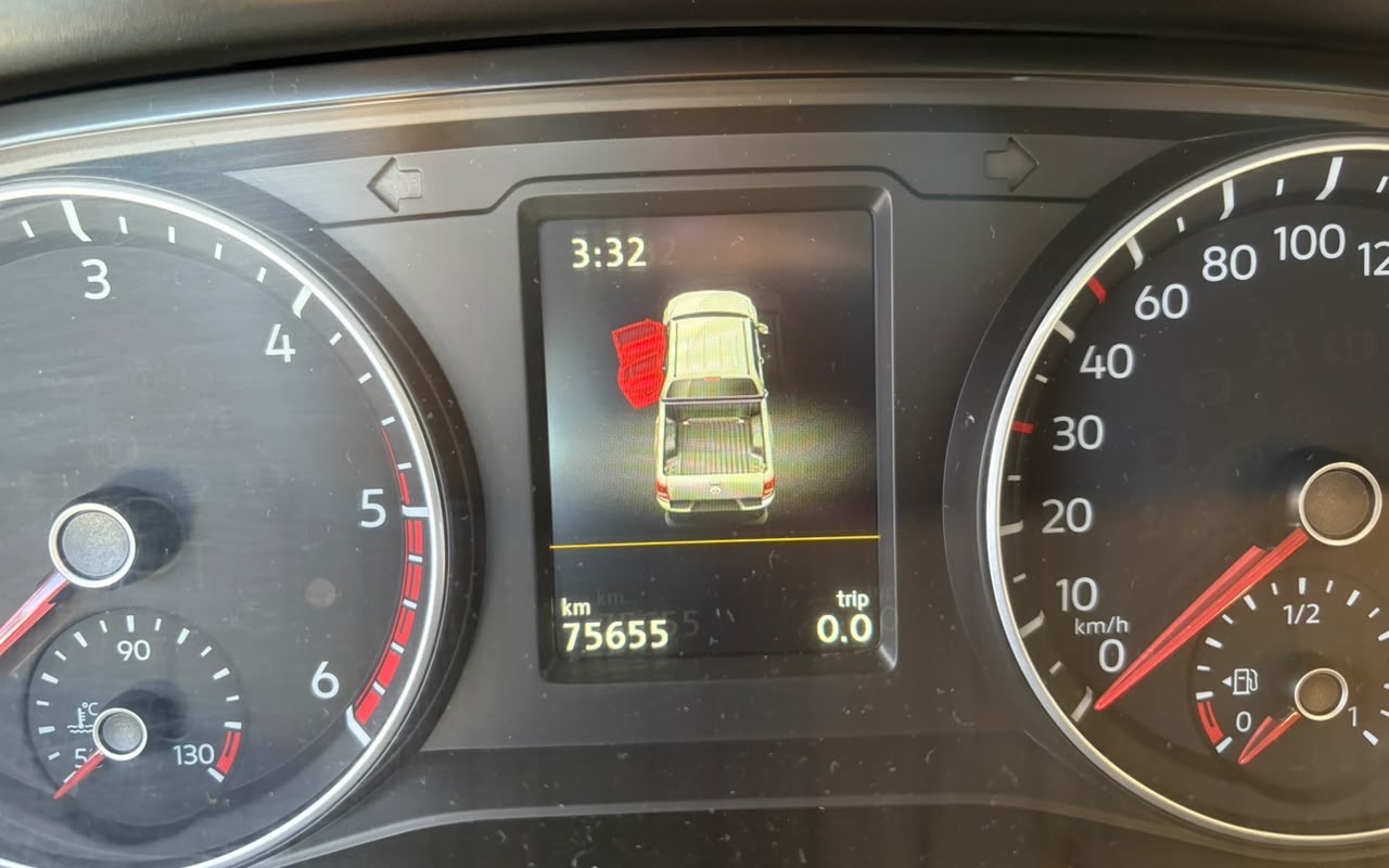 imagem-https://www.socarrao.com.br/sc-vehicle-images-prod/4403389/1792521059969-OWQwMGE3YjctMThhZC00YzkxLTk4NTMtMTlmNjJlYjcyM2I2LmpwZWc.jpeg