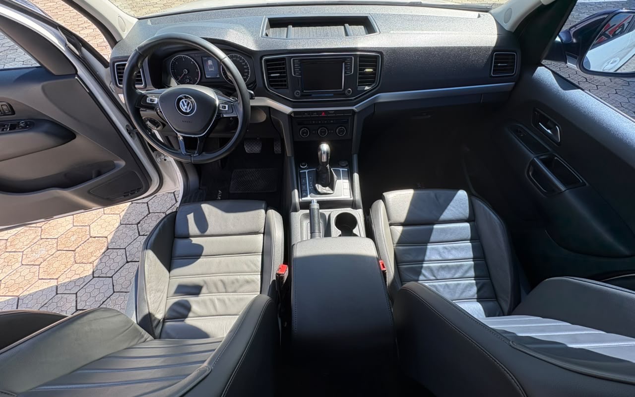 imagem-https://www.socarrao.com.br/sc-vehicle-images-prod/4403389/1792521060056-ZGYxMDRlMWYtNjg2NS00OTQ0LThiM2YtNGM3OTEzNDg1NzdhLmpwZWc.jpeg