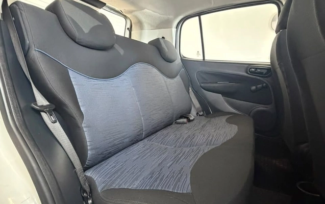 imagem-https://www.socarrao.com.br/sc-vehicle-images-prod/4403394/1792756792759-gb-405b79b.jpeg