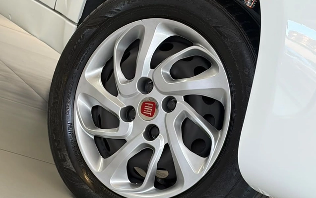 imagem-https://www.socarrao.com.br/sc-vehicle-images-prod/4403394/1792756792763-gb-d683b5a.jpeg