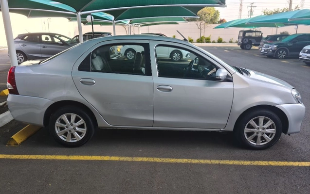 imagem-https://www.socarrao.com.br/sc-vehicle-images-prod/4403395/1792521138608-gb-1622af7.jpg