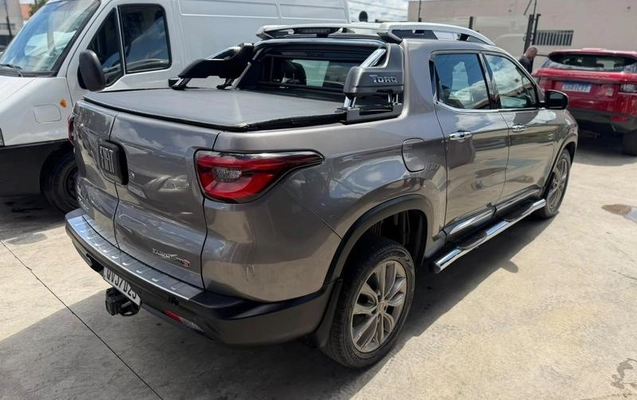 imagem-https://www.socarrao.com.br/sc-vehicle-images-prod/4403398/1792692101075-8522658_8_B_7c3082035c.jpeg