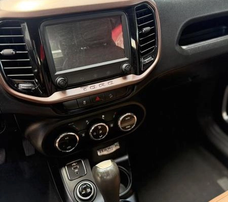 imagem-https://www.socarrao.com.br/sc-vehicle-images-prod/4403398/1792692101084-8522658_4_B_f96af8071d.jpeg