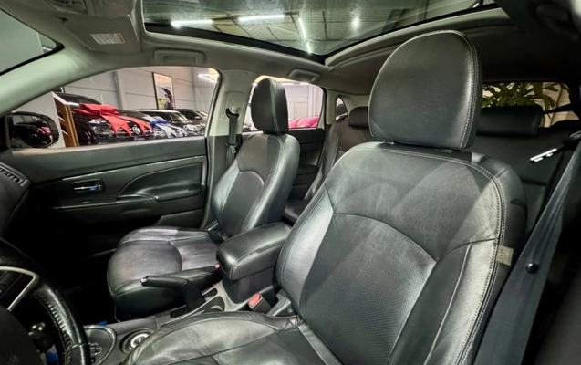 imagem-https://www.socarrao.com.br/sc-vehicle-images-prod/4403410/1792521243591-11_063810.jpg