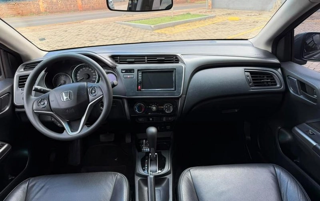 imagem-https://www.socarrao.com.br/sc-vehicle-images-prod/4403434/1792521452243-8486132_3_B_aebf671321.jpeg