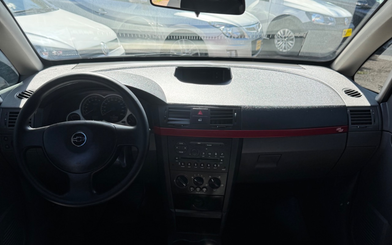 imagem-https://www.socarrao.com.br/sc-vehicle-images-prod/4403439/1792521475065-SU1HXzgzOTQuanBlZw.jpeg