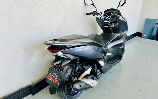 imagem-https://www.socarrao.com.br/sc-vehicle-images-prod/4403444/1792521507322-8588971_4_B_1d4aec53d9.jpeg