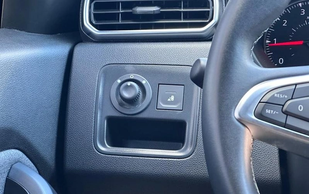 imagem-https://www.socarrao.com.br/sc-vehicle-images-prod/4403511/1792702266345-8588978_10_B_64ff85f092.jpeg