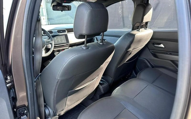 imagem-https://www.socarrao.com.br/sc-vehicle-images-prod/4403511/1792702266346-8588978_6_B_53f5f6c305.jpeg