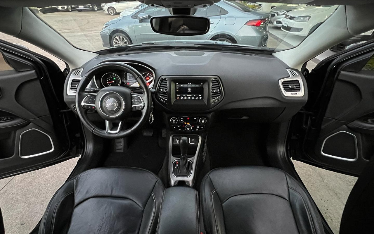 imagem-https://www.socarrao.com.br/sc-vehicle-images-prod/4403524/1792521729009-SW1hZ2VtIGRvIFdoYXRzQXBwIGRlIDIwMjQtMDgtMTcgw6AocykgMDkuNTQuMTNfYjc2NGIyYWIuanBn.jpg