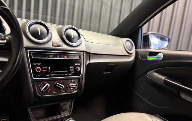 imagem-https://www.socarrao.com.br/sc-vehicle-images-prod/4403630/1792698351586-gb-5ad3070.jpeg