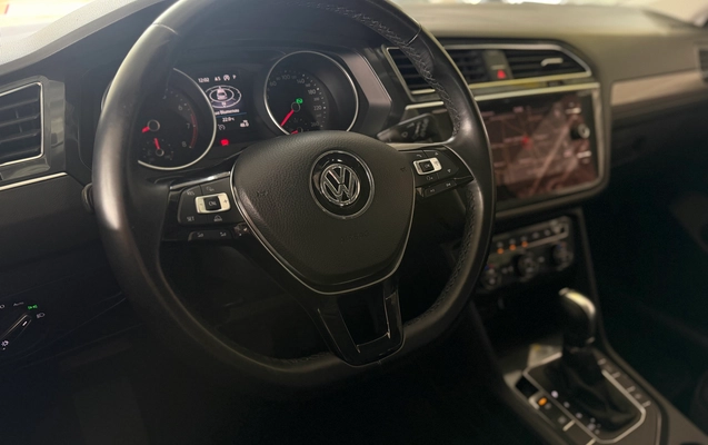 imagem-https://www.socarrao.com.br/sc-vehicle-images-prod/4403645/1792522073657-59fe717b-eab6-43b2-8e0e-54915c8f7ab1.jpg