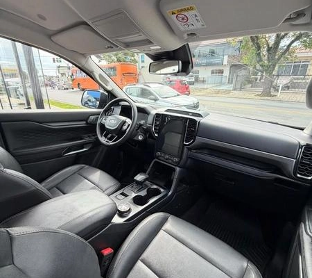 imagem-https://www.socarrao.com.br/sc-vehicle-images-prod/4403652/1792692485695-8423926_12_B_835da4e66c.jpeg