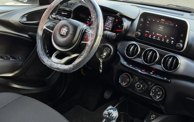 imagem-https://www.socarrao.com.br/sc-vehicle-images-prod/4403678/1792529955749-8588995_0_B_fcf3d13ca6.jpeg