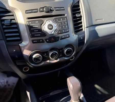 imagem-https://www.socarrao.com.br/sc-vehicle-images-prod/4403682/1792692491423-8222930_1_B_5f8b4b9eea.jpeg