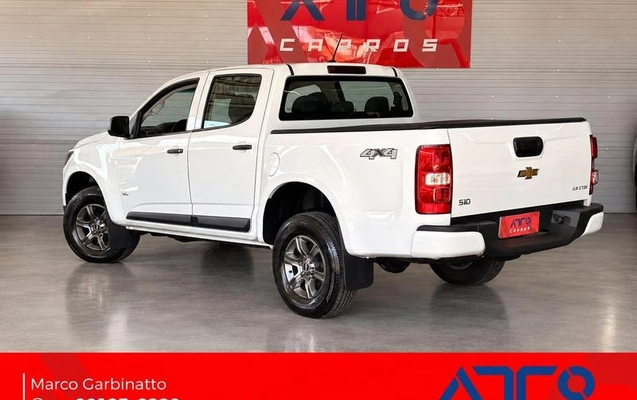 imagem-https://www.socarrao.com.br/sc-vehicle-images-prod/4403697/1792522528257-8586503_6_B_a70fdd8437.jpeg