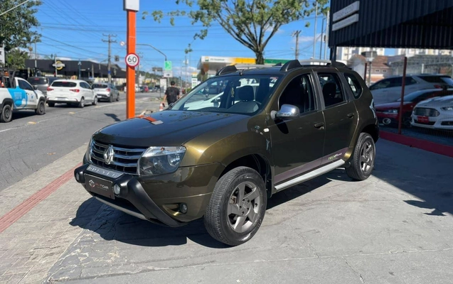 imagem-https://www.socarrao.com.br/sc-vehicle-images-prod/4403764/1792523055013-13fbc8de7e0f49408843cee9fe6637ab_1792523008386.jpg