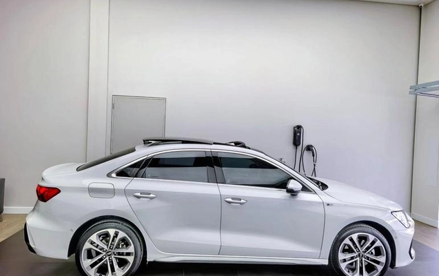 imagem-https://www.socarrao.com.br/sc-vehicle-images-prod/4403784/1792523999515-8589214_2_B_c50592766c.jpeg