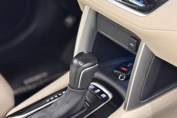 imagem-https://www.socarrao.com.br/sc-vehicle-images-prod/4403809/1792616364590-8559508_7_B_232c732d13.jpeg