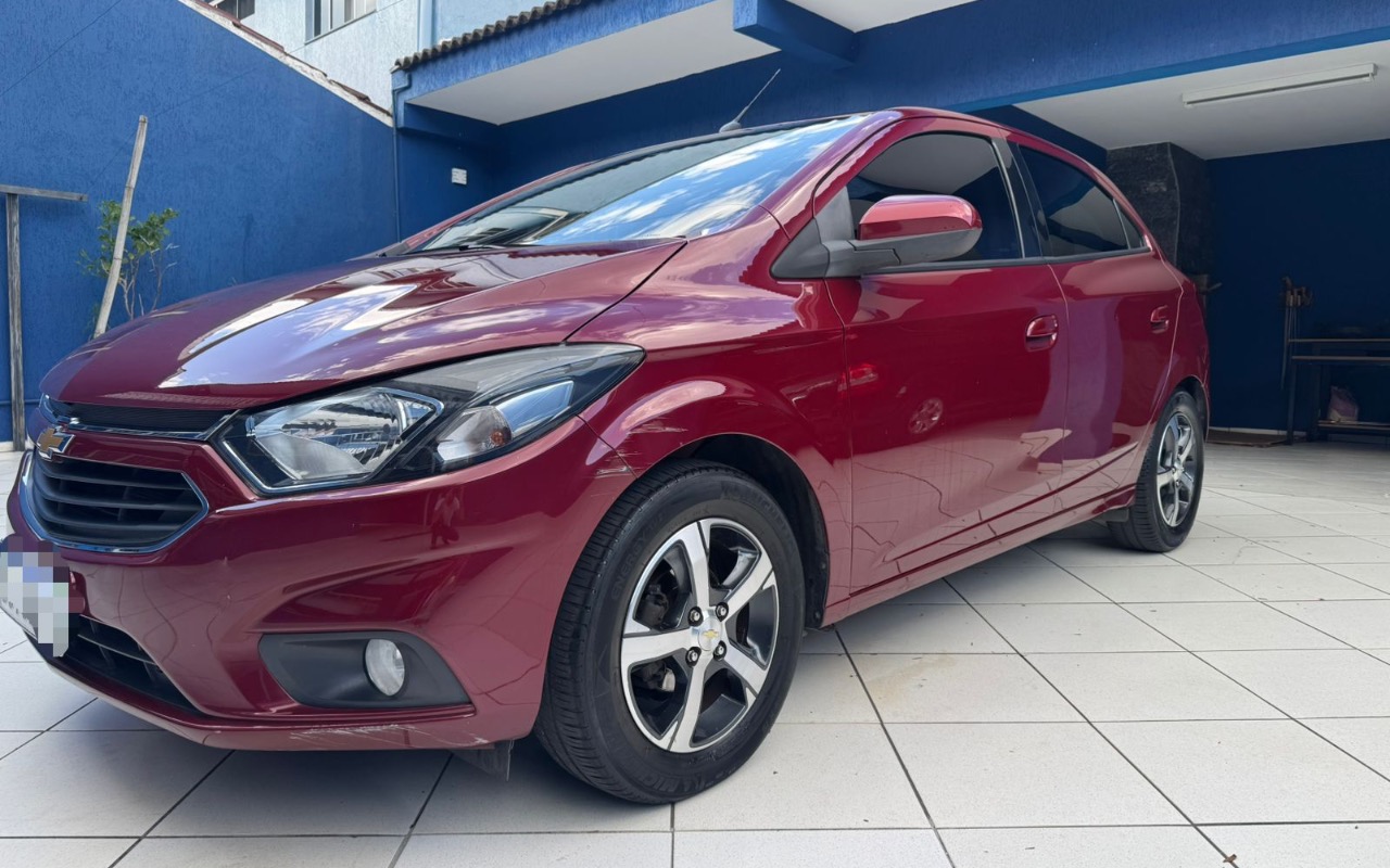 imagem-https://www.socarrao.com.br/sc-vehicle-images-prod/4403810/1792523999521-M2IxZjYwZjUtZWMzNi00M2Q5LTg1YjItMzJmNjg0MzE2ZjM1LmpwZWc.jpeg