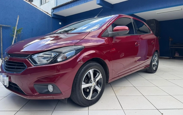 imagem-https://www.socarrao.com.br/sc-vehicle-images-prod/4403810/1792523999521-M2IxZjYwZjUtZWMzNi00M2Q5LTg1YjItMzJmNjg0MzE2ZjM1LmpwZWc.jpeg