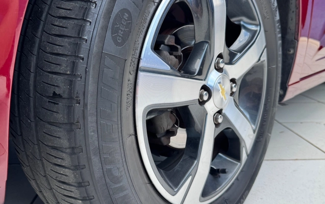 imagem-https://www.socarrao.com.br/sc-vehicle-images-prod/4403810/1792524000991-SU1HXzMzNzQuanBlZw.jpeg