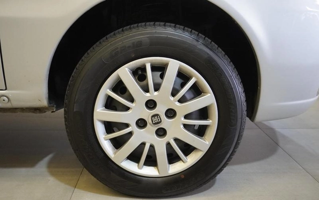 imagem-https://www.socarrao.com.br/sc-vehicle-images-prod/4403812/1792523376854-8586365_14_B_2c3260eb5a.jpeg