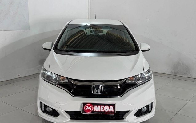 imagem-https://www.socarrao.com.br/sc-vehicle-images-prod/4403818/1792523533885-5cc1f2e82ee349edb69a790611cc0eaf_1792523399783.jpg