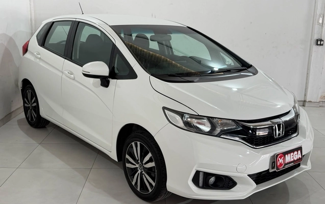 imagem-https://www.socarrao.com.br/sc-vehicle-images-prod/4403818/1792523533887-e1d86002a1df4cde93a972f5682d21af_1792523399788.jpg