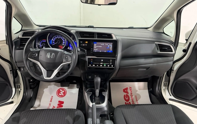 imagem-https://www.socarrao.com.br/sc-vehicle-images-prod/4403818/1792523533893-6eff6b8372704176bf6092863ad1bf5f_1792523399810.jpg