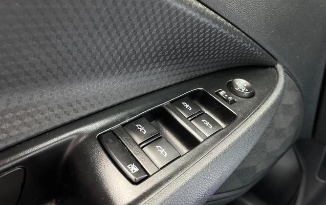 imagem-https://www.socarrao.com.br/sc-vehicle-images-prod/4403821/1792523516028-8578391_11_B_2050f8dac6.jpeg