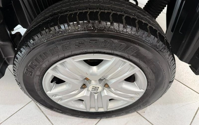 imagem-https://www.socarrao.com.br/sc-vehicle-images-prod/4403836/1792523704597-8587895_9_B_4dda4f1b72.jpeg