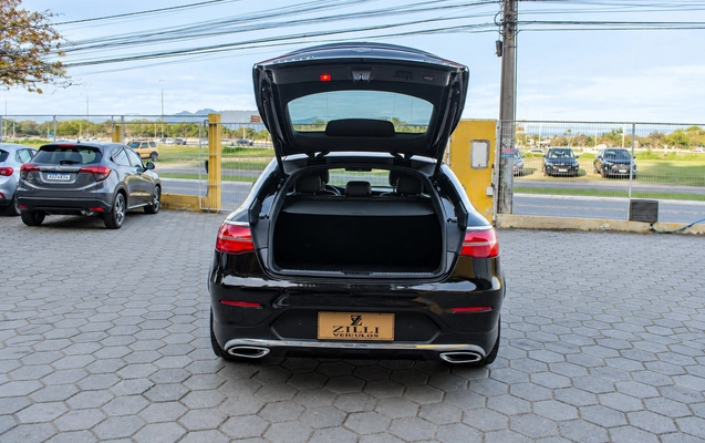 imagem-https://www.socarrao.com.br/sc-vehicle-images-prod/4403976/1792524104146-df3948a0d5d54c70a4dfe2618b0a1f62_1792523299746.jpg