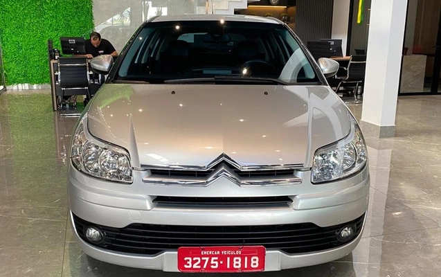 imagem-https://www.socarrao.com.br/sc-vehicle-images-prod/4404002/1792524366475-8585921_19_B_0c08647001.jpeg