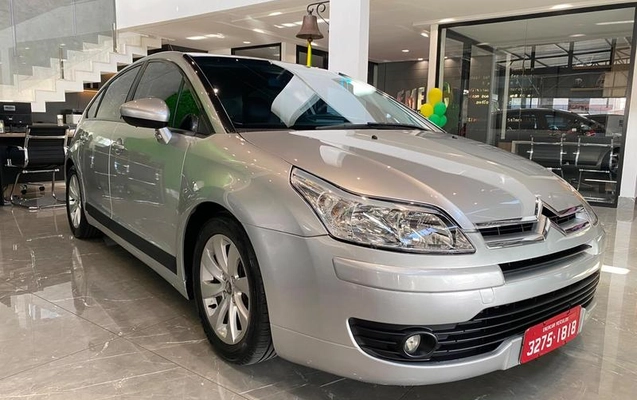 imagem-https://www.socarrao.com.br/sc-vehicle-images-prod/4404002/1792524366475-8585921_22_B_b44d7fa59d.jpeg