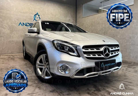 Mercedes-Benz GLA 200 2019 Prata — foto 1 de 3