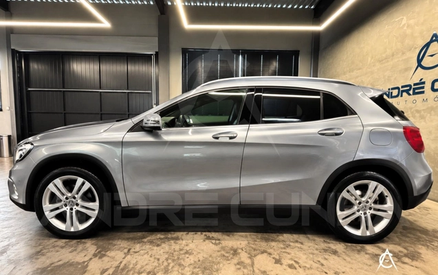 imagem-https://www.socarrao.com.br/sc-vehicle-images-prod/4404013/1792789122463-edce49f402a84f0e87f0fee34a844b4e_1792524228959.jpg