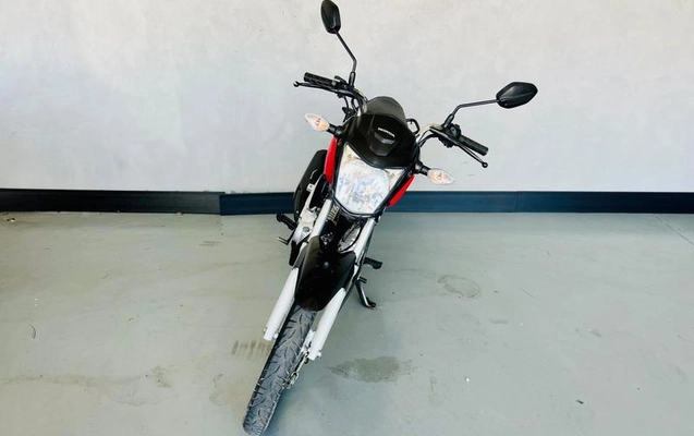 imagem-https://www.socarrao.com.br/sc-vehicle-images-prod/4404050/1792524726218-8581734_8_B_4ed7fbd33c.jpeg