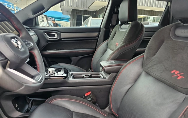 imagem-https://www.socarrao.com.br/sc-vehicle-images-prod/4404095/1792587963715-tJdf6oBP0i2OC7siLsiYlLEgNZnXu906.jpg