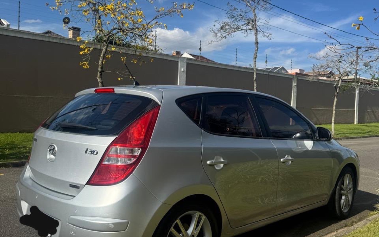 imagem-https://www.socarrao.com.br/sc-vehicle-images-prod/4404107/1792525805889-ZWQ2ZTcyMGYtMmUxYi00NjI4LWE3NzEtOTdhNGQ0OTA3NDAyLmpwZWc.jpeg