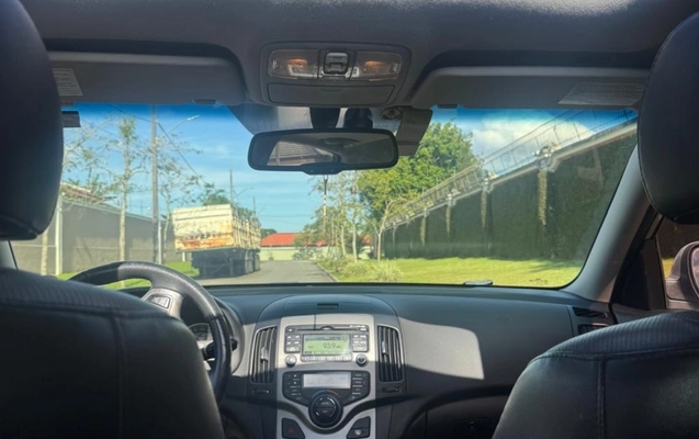 imagem-https://www.socarrao.com.br/sc-vehicle-images-prod/4404107/1792525806659-MjdlYTNiNzItNWFiYS00NjU0LTk3MTEtYWQ4NzRiMDNkYzdiLmpwZWc.jpeg
