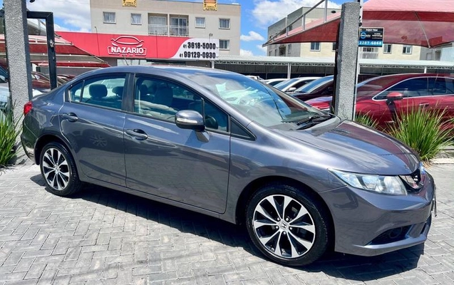 imagem-https://www.socarrao.com.br/sc-vehicle-images-prod/4404118/1792525235818-8528882_5_B_1a367a8409.jpeg