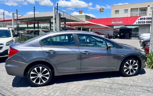 imagem-https://www.socarrao.com.br/sc-vehicle-images-prod/4404118/1792525235821-8528882_7_B_16fc42a322.jpeg