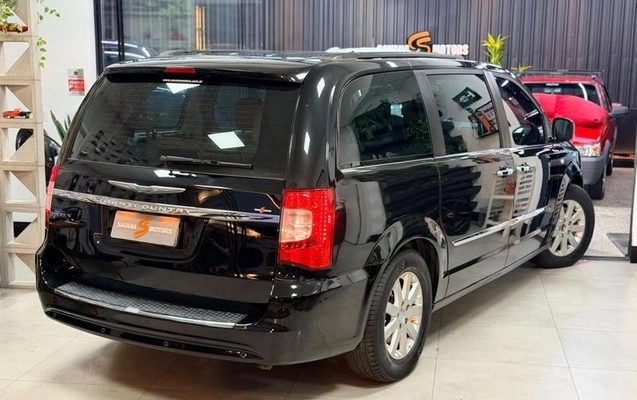 imagem-https://www.socarrao.com.br/sc-vehicle-images-prod/4404122/1792525269639-8576545_1_B_6dea6c60d7.jpeg